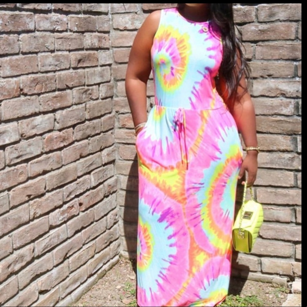 Colorful dress plus size